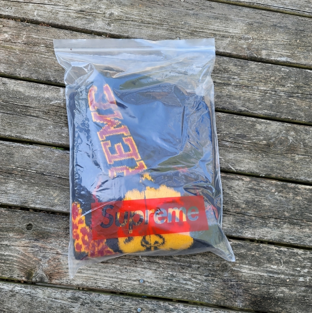 Sold🎊Supreme Che hooded zip up sweater